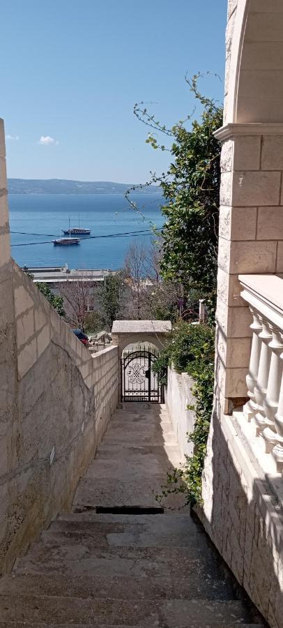 Ferienwohnung Apartman Horizont Omiš Exterior foto