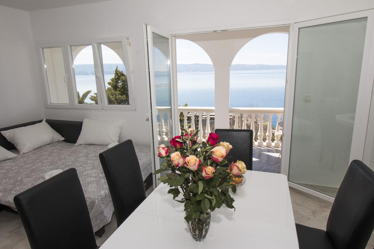 Ferienwohnung Apartman Horizont Omiš Exterior foto