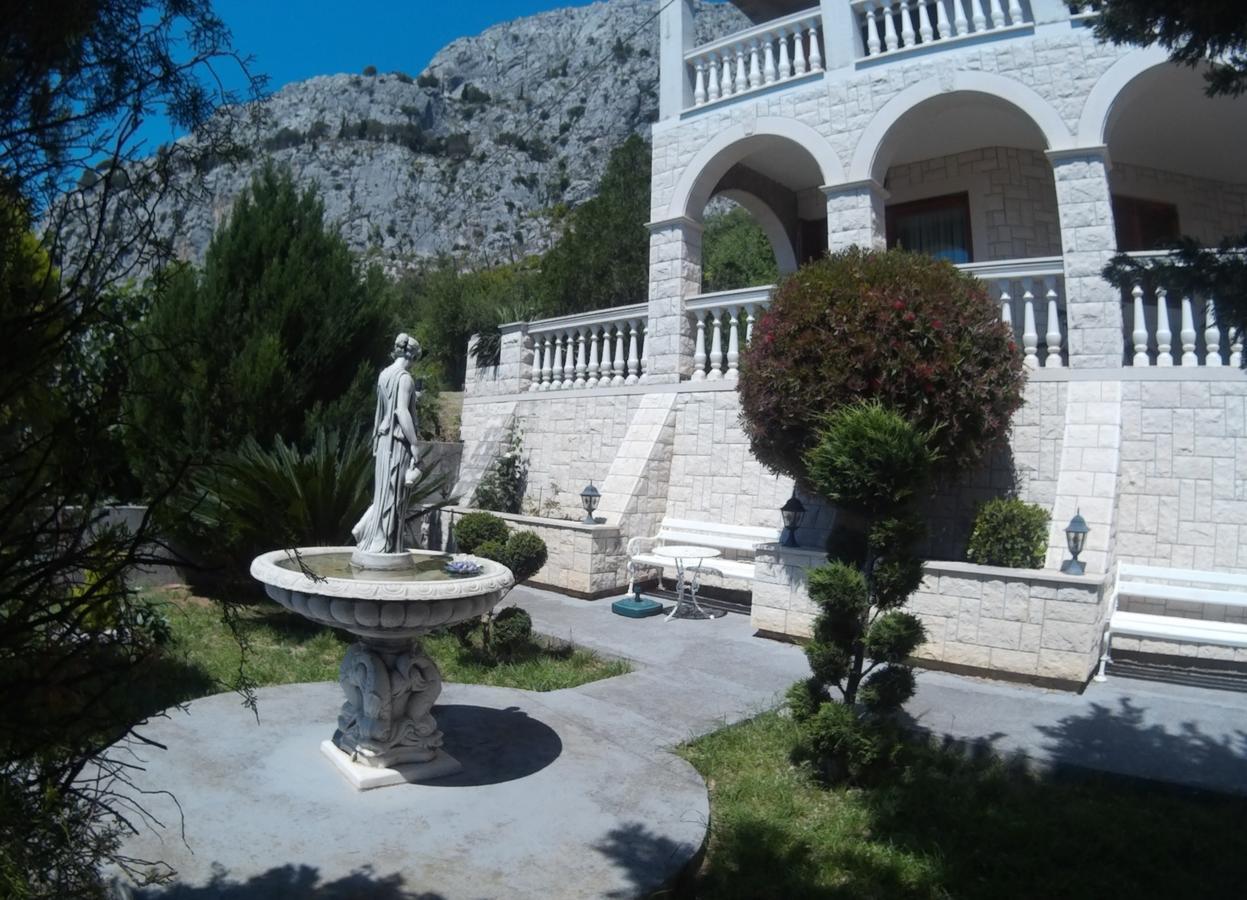 Ferienwohnung Apartman Horizont Omiš Exterior foto