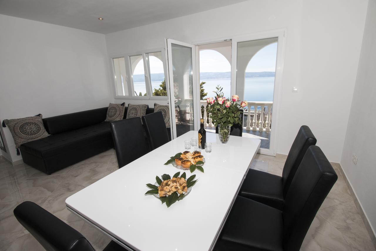 Ferienwohnung Apartman Horizont Omiš Exterior foto