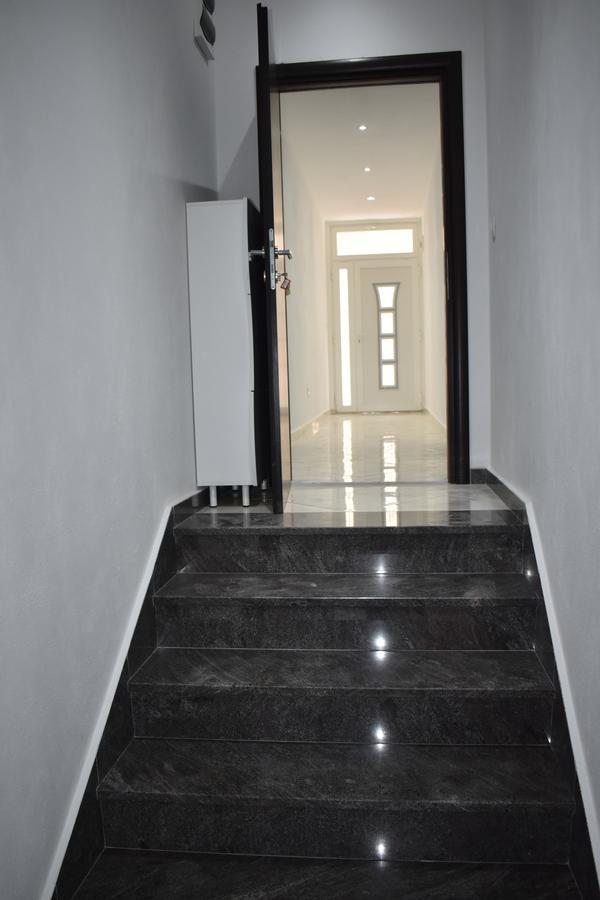 Ferienwohnung Apartman Horizont Omiš Exterior foto