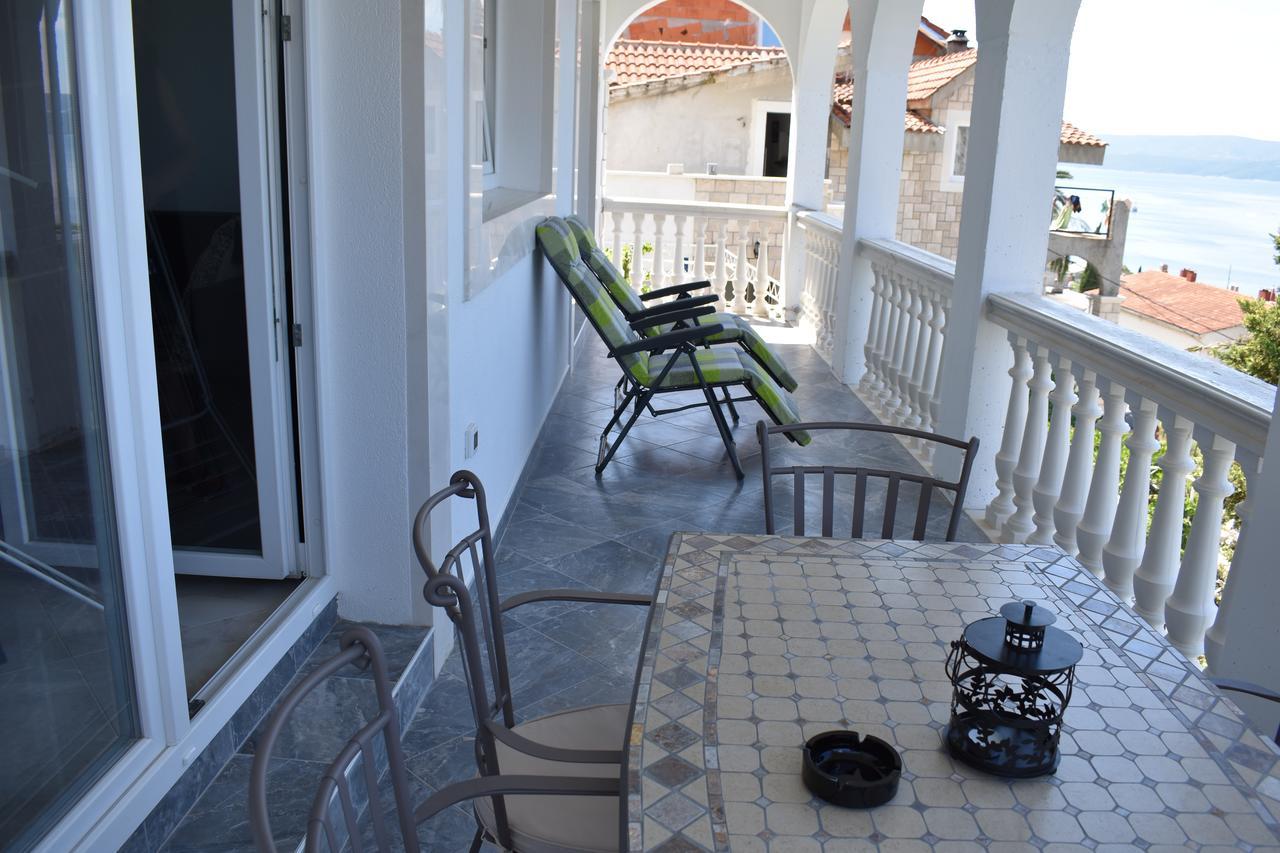 Ferienwohnung Apartman Horizont Omiš Exterior foto