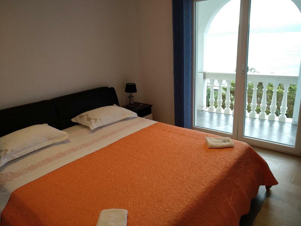 Ferienwohnung Apartman Horizont Omiš Exterior foto